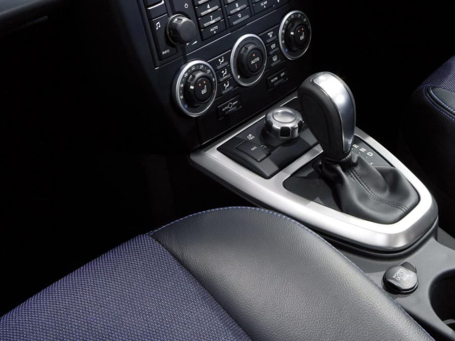  Land Rover Freelander 2 HSE i6 2006 года  (фото 51 из 193)